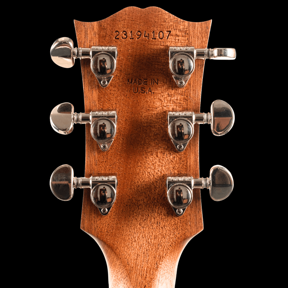 SJ-200 Studio Rosewood in Satin Natural