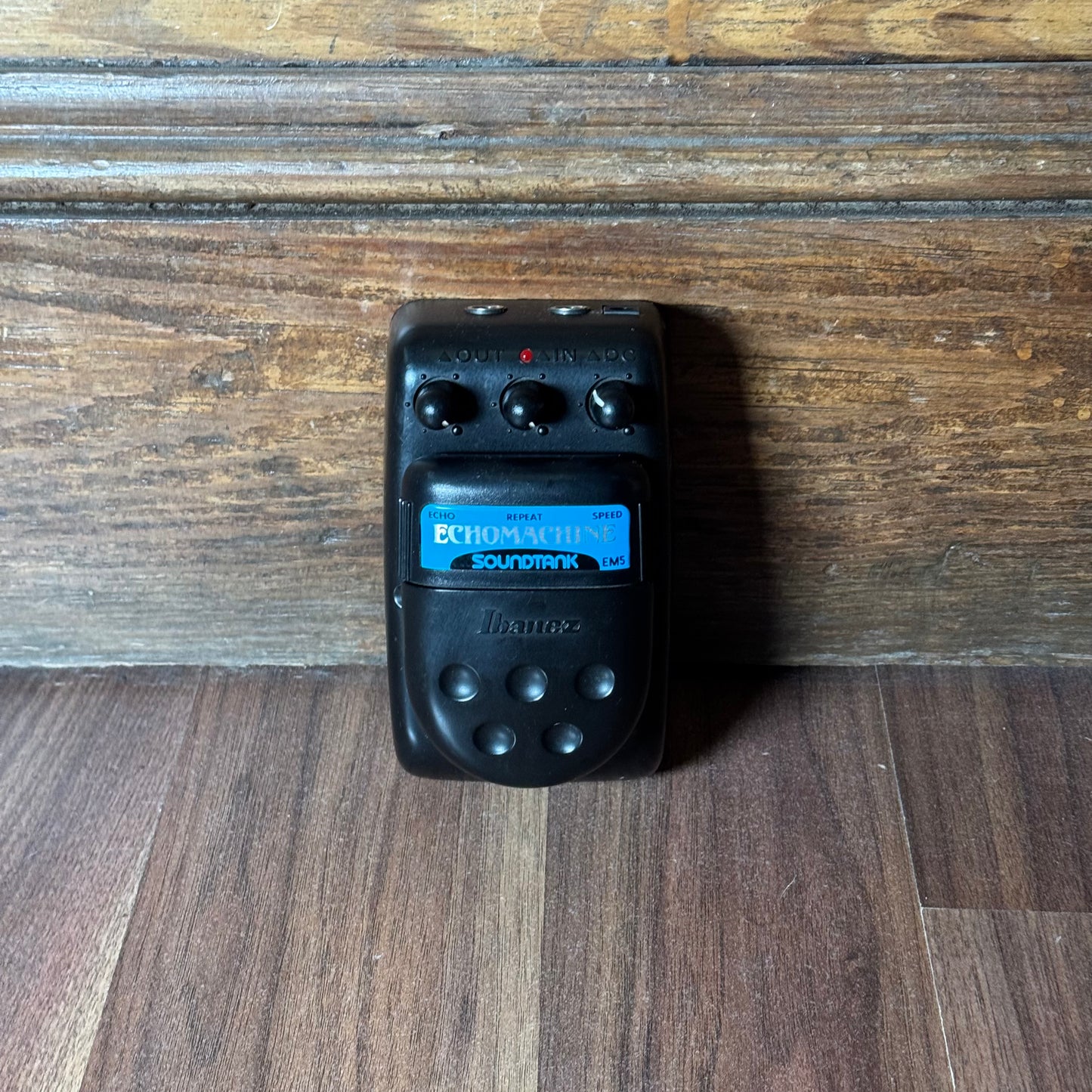 Ibanez EM5 Echo Machine Pedal (Pre-owned)