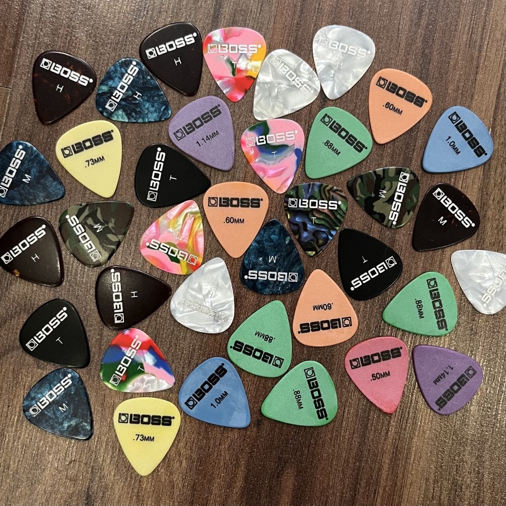 Assorted Plectrums (12pcs)