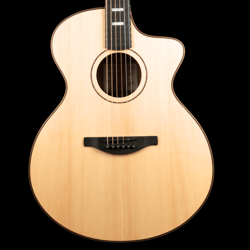 Fenech VTP Grand Auditorium Cutaway Camphor in Natural