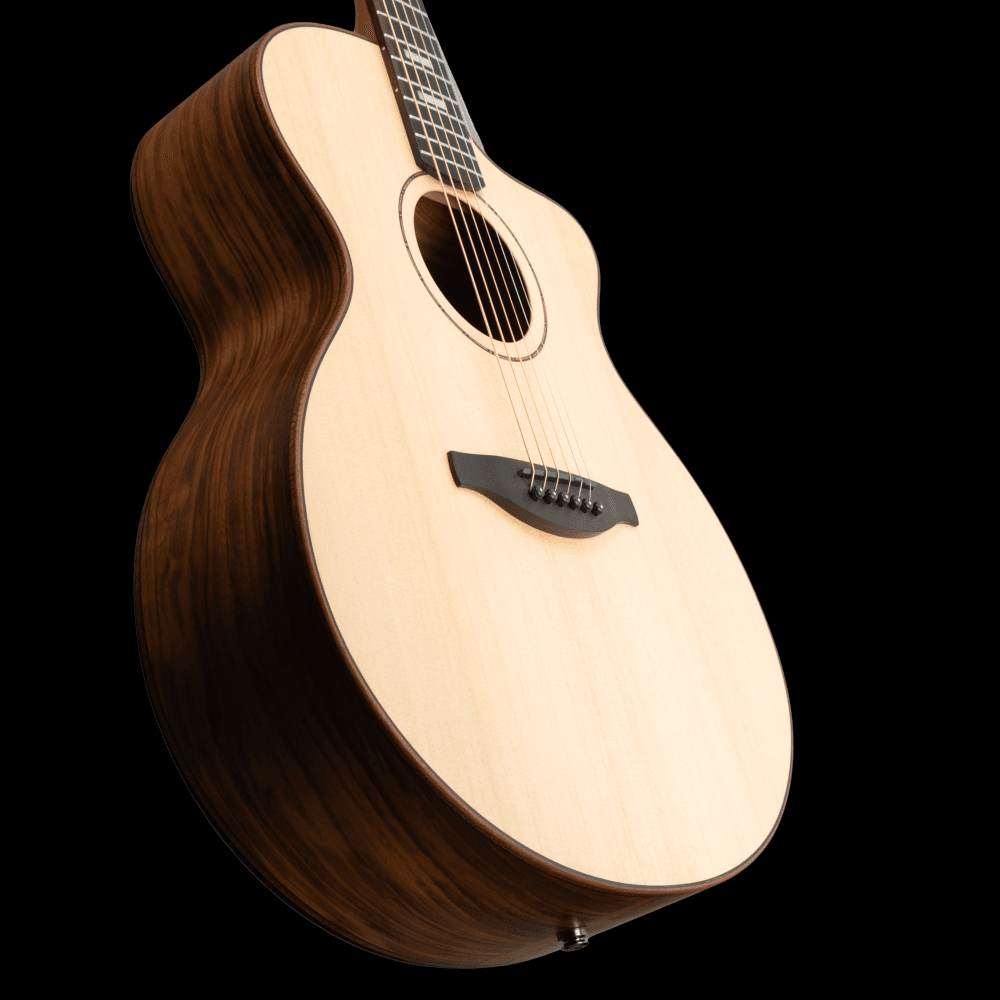 Fenech VTP Grand Auditorium Cutaway Camphor in Natural