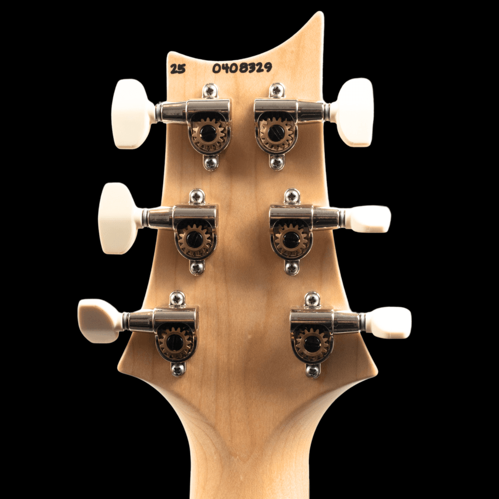 CE22 LTD in Black Amber
