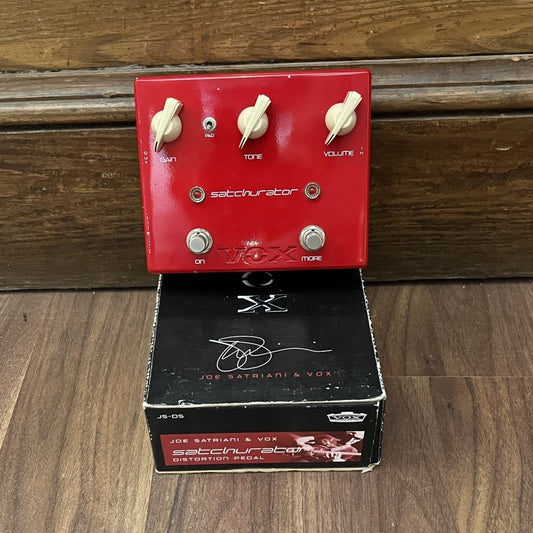Saturator Distortion Pedal (Pre-Owned)