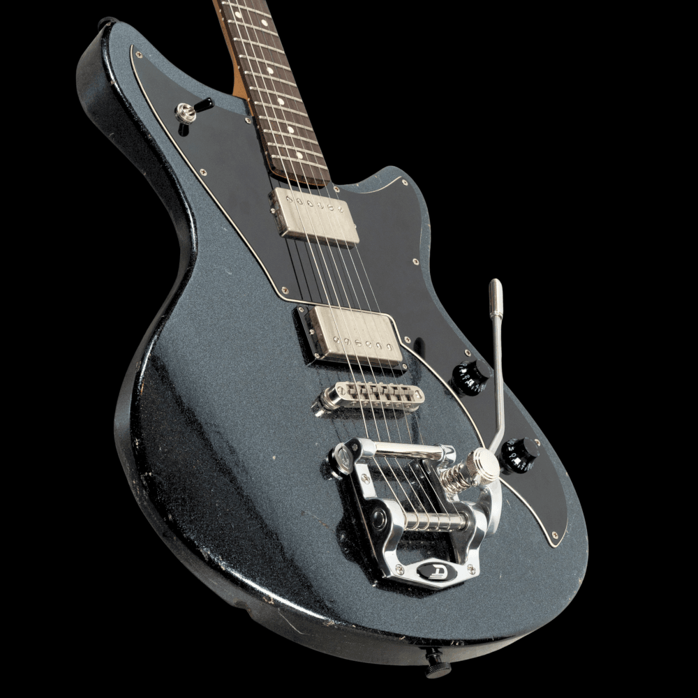 Cozy TM in Charcoal Sparkle w/Duesenberg Trem (Pre-Owned)