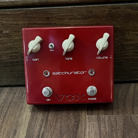 Saturator Distortion Pedal (Pre-Owned)