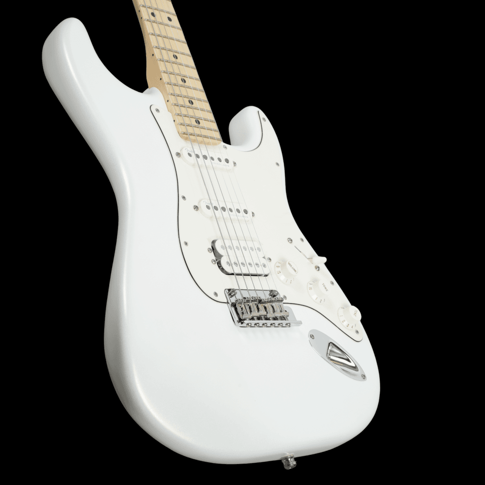Juanes Stratocaster HSS (Luna White Satin), Pre-owned