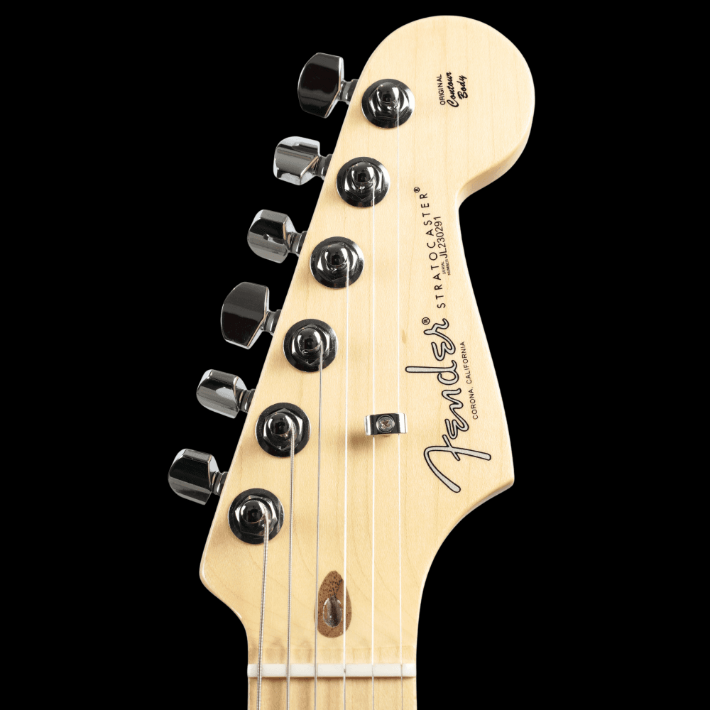 Juanes Stratocaster HSS (Luna White Satin), Pre-owned