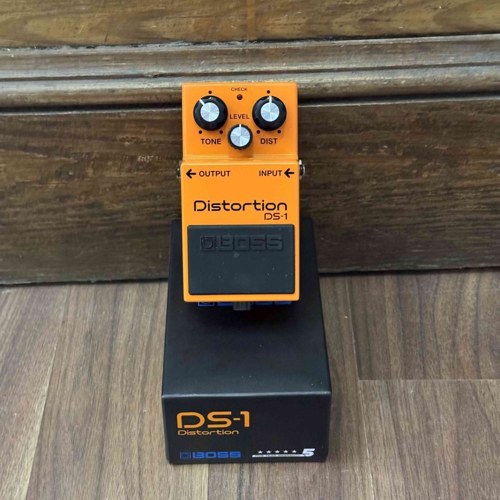 DS-1 Distortion Pedal (Pre-owned)