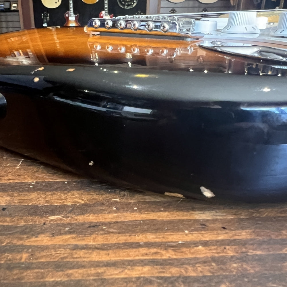 60th Anniversary 2014 1954 Avri Stratocaster Sunburst MN (Pre-Owned)
