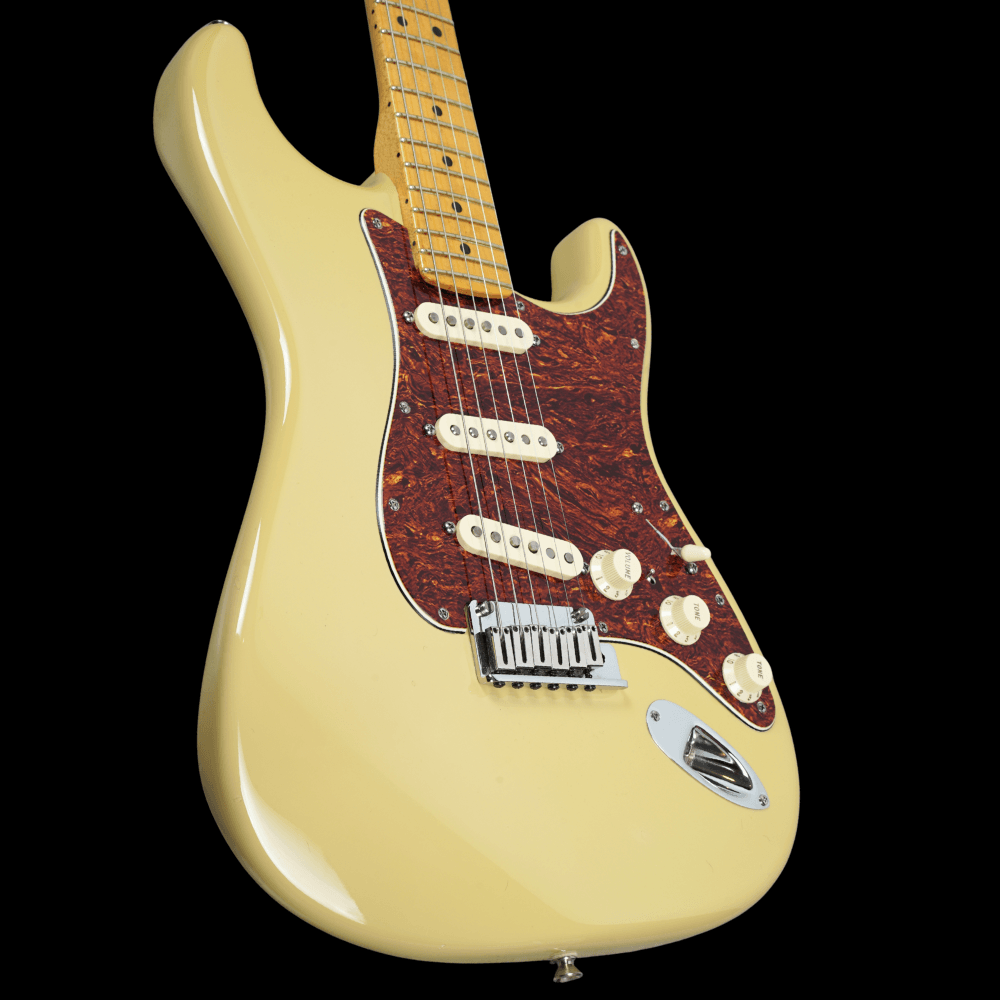 2012 Custom Deluxe Stratocaster NOS, Desert Sand (Pre-Owned)