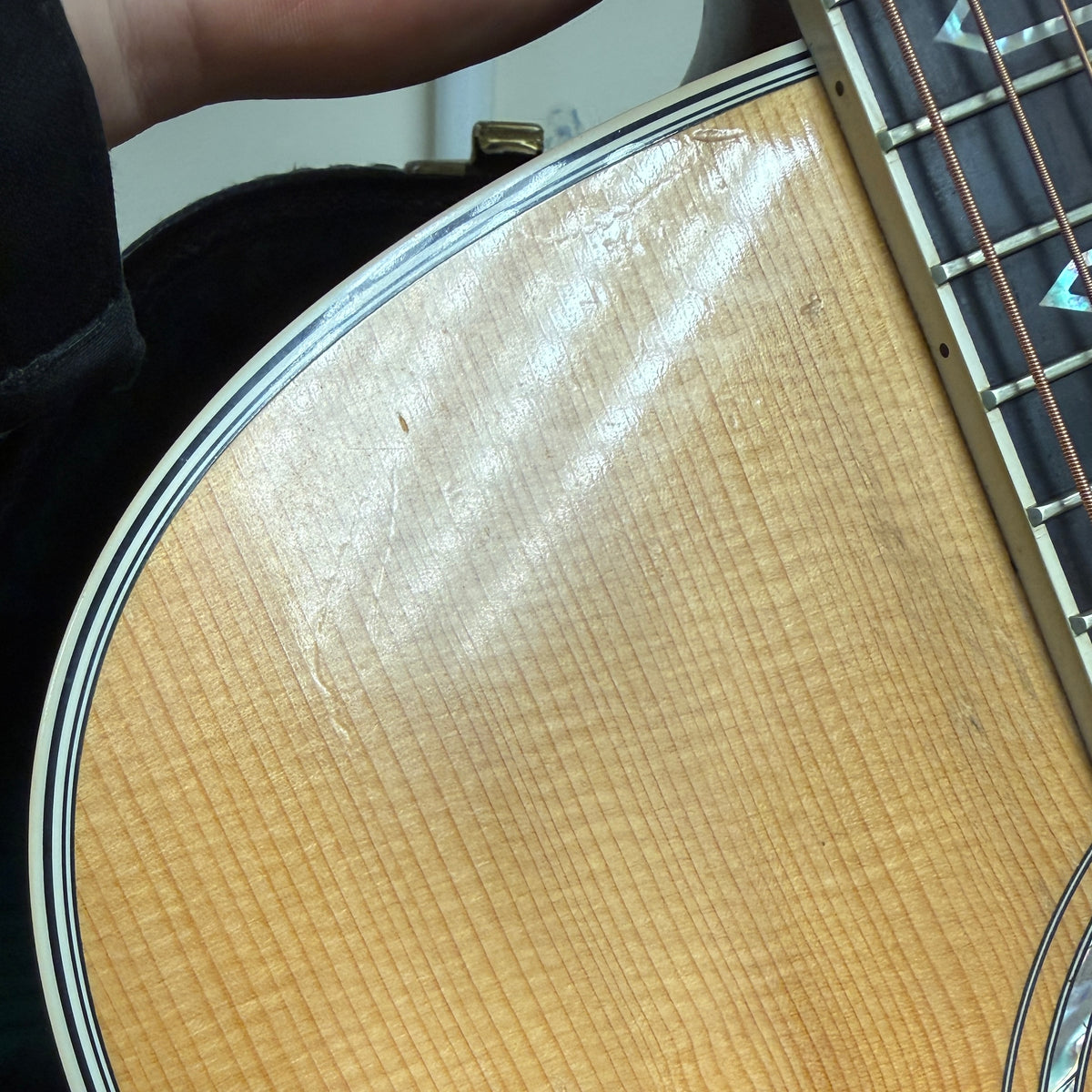 Martin DC Aura GT Electro Acoustic (Pre-Owned)