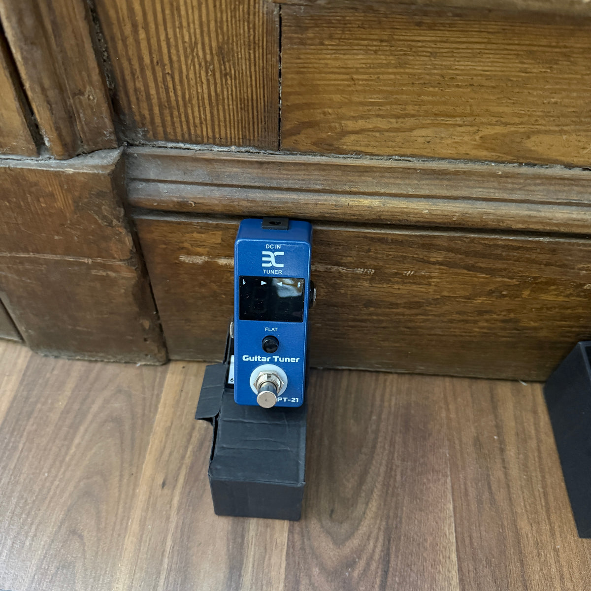 T-Cube Guitar Tuner PT-21 (Pre-Owned)