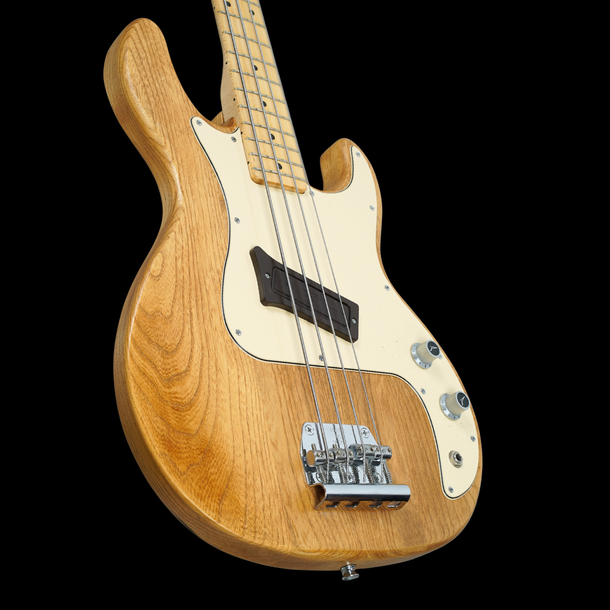 Peavey 1982 USA T-20 Bass Guitar, Natural (Pre-Owned)